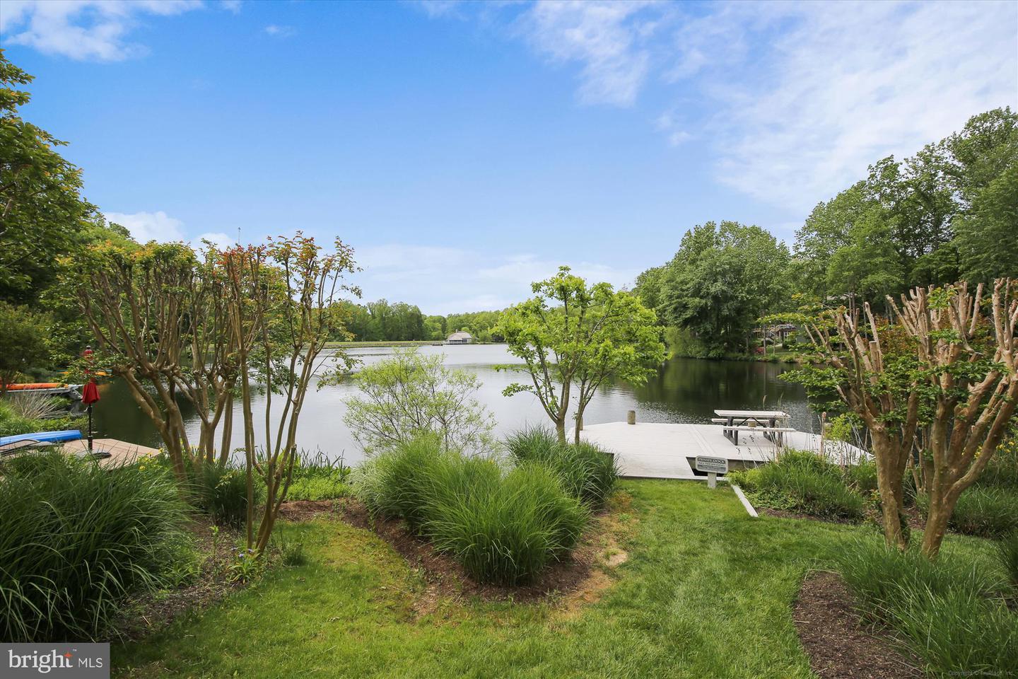 1559 AUTUMN RIDGE CIR, RESTON, Virginia 20194, 2 Bedrooms Bedrooms, ,3 BathroomsBathrooms,Residential,For sale,1559 AUTUMN RIDGE CIR,VAFX2239950 MLS # VAFX2239950