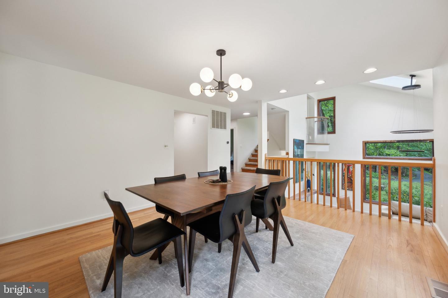 9700 BEACH MILL RD, GREAT FALLS, Virginia 22066, 4 Bedrooms Bedrooms, ,3 BathroomsBathrooms,Residential,For sale,9700 BEACH MILL RD,VAFX2239760 MLS # VAFX2239760