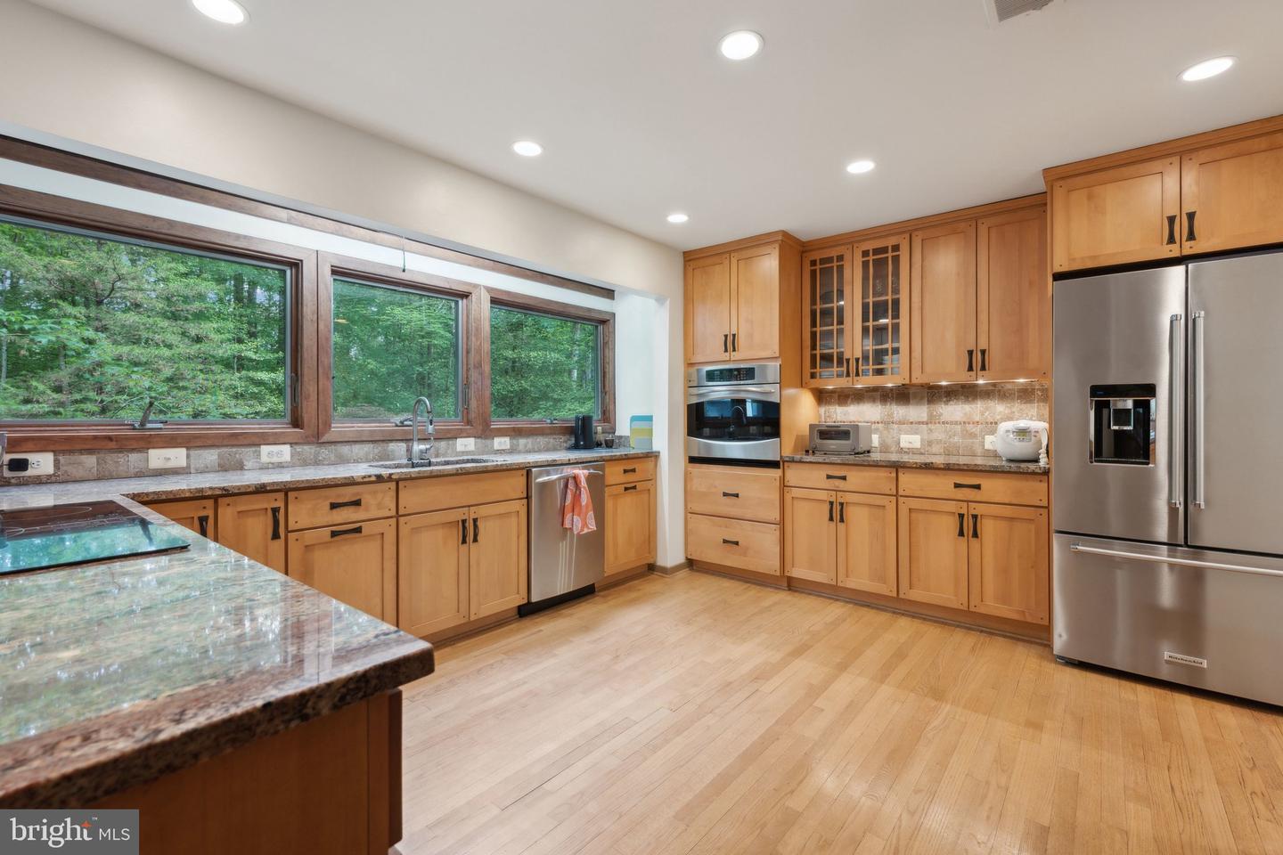 9700 BEACH MILL RD, GREAT FALLS, Virginia 22066, 4 Bedrooms Bedrooms, ,3 BathroomsBathrooms,Residential,For sale,9700 BEACH MILL RD,VAFX2239760 MLS # VAFX2239760