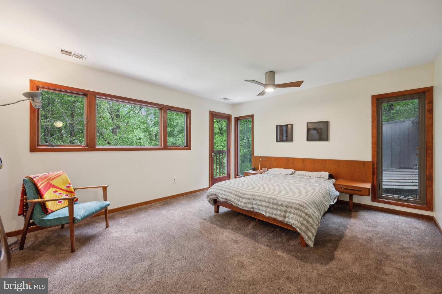 9700 BEACH MILL RD, GREAT FALLS, Virginia 22066, 4 Bedrooms Bedrooms, ,3 BathroomsBathrooms,Residential,For sale,9700 BEACH MILL RD,VAFX2239760 MLS # VAFX2239760