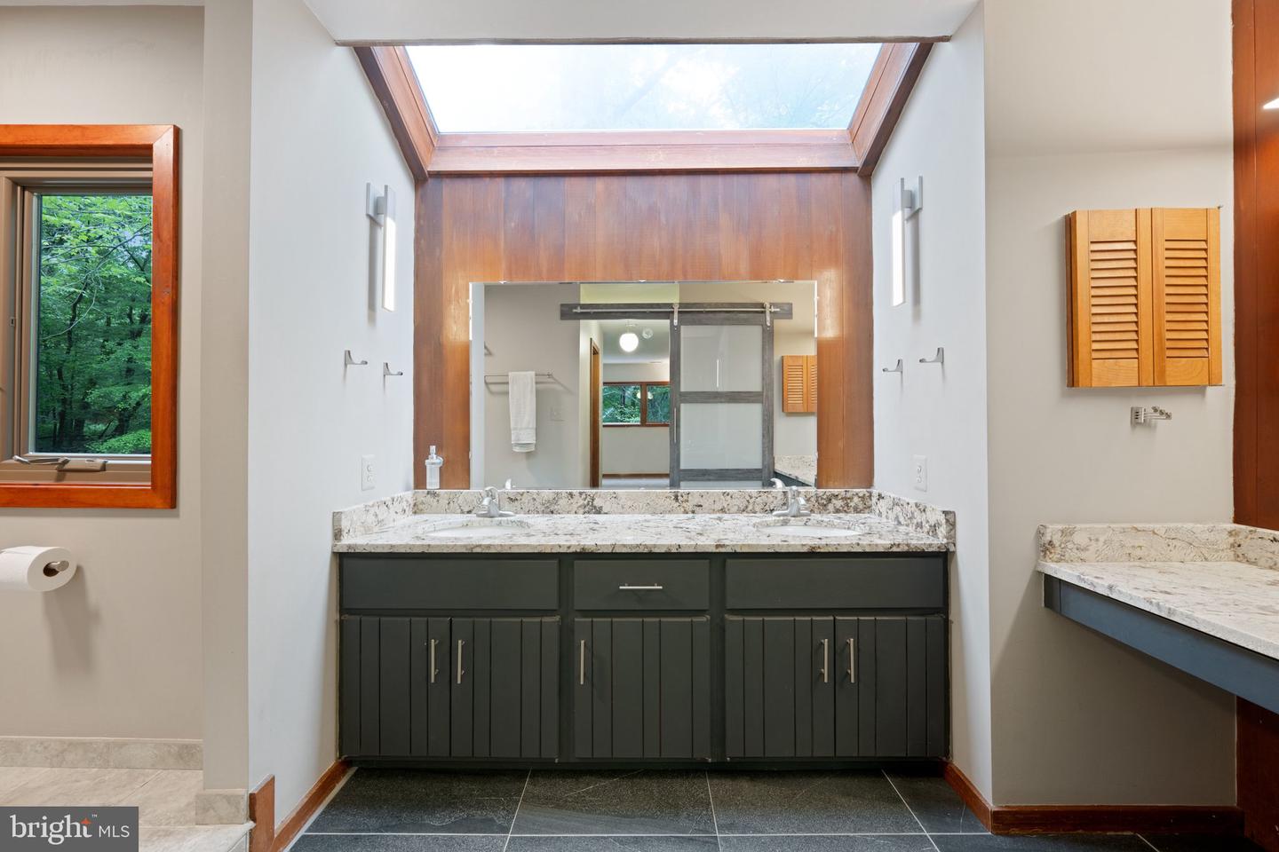 9700 BEACH MILL RD, GREAT FALLS, Virginia 22066, 4 Bedrooms Bedrooms, ,3 BathroomsBathrooms,Residential,For sale,9700 BEACH MILL RD,VAFX2239760 MLS # VAFX2239760