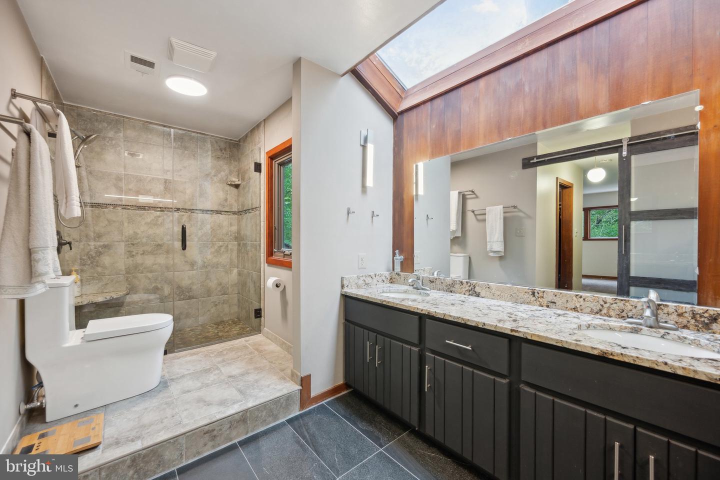 9700 BEACH MILL RD, GREAT FALLS, Virginia 22066, 4 Bedrooms Bedrooms, ,3 BathroomsBathrooms,Residential,For sale,9700 BEACH MILL RD,VAFX2239760 MLS # VAFX2239760