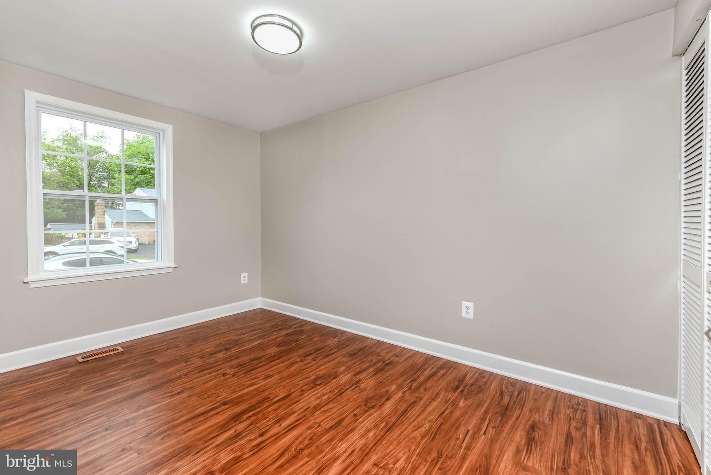 1308 E BEECH RD, STERLING, Virginia 20164, 5 Bedrooms Bedrooms, ,2 BathroomsBathrooms,Residential,For sale,1308 E BEECH RD,VALO2096080 MLS # VALO2096080