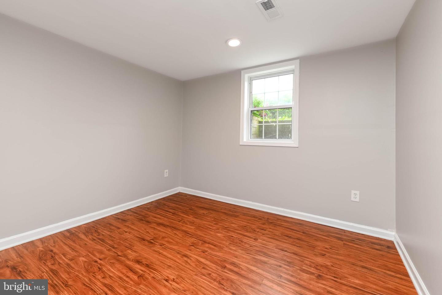 1308 E BEECH RD, STERLING, Virginia 20164, 5 Bedrooms Bedrooms, ,2 BathroomsBathrooms,Residential,For sale,1308 E BEECH RD,VALO2096080 MLS # VALO2096080