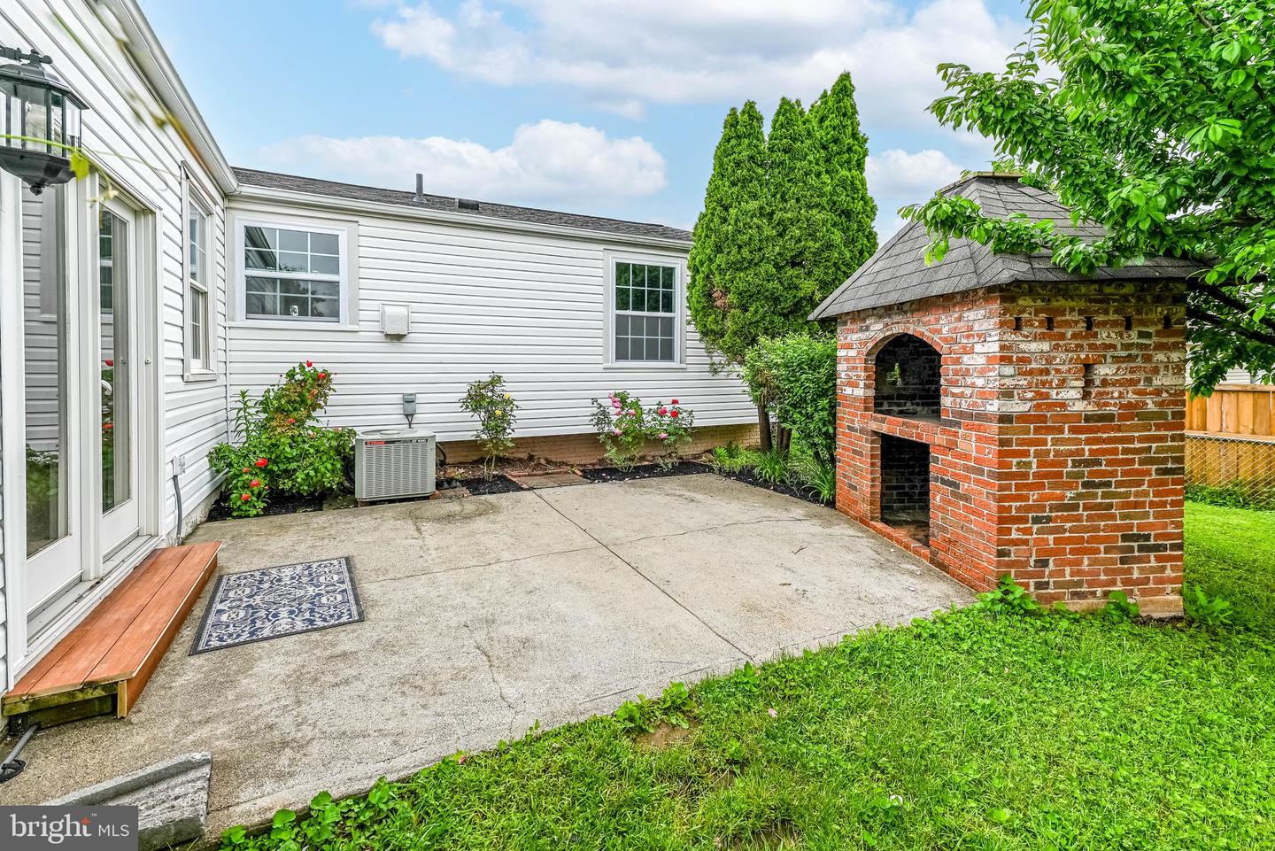 1308 E BEECH RD, STERLING, Virginia 20164, 5 Bedrooms Bedrooms, ,2 BathroomsBathrooms,Residential,For sale,1308 E BEECH RD,VALO2096080 MLS # VALO2096080