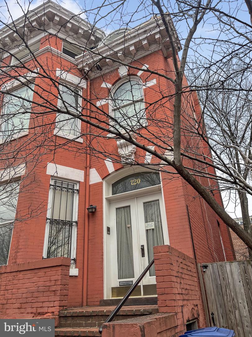 720 A ST SE, WASHINGTON, District Of Columbia 20003, 7 Bedrooms Bedrooms, ,4 BathroomsBathrooms,Residential,For sale,720 A ST SE,DCDC2199636 MLS # DCDC2199636