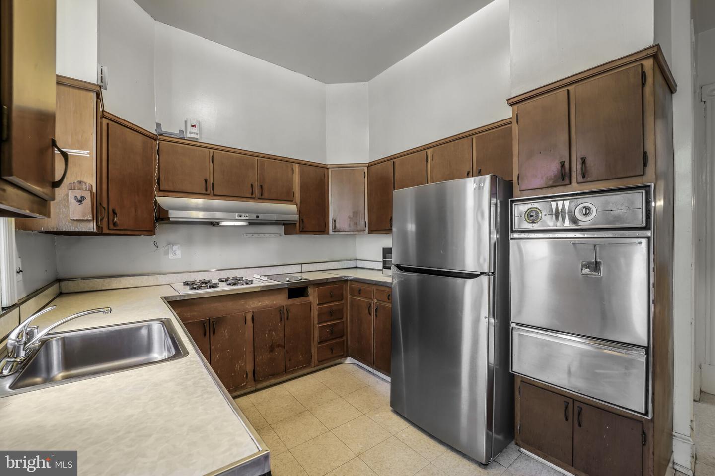 720 A ST SE, WASHINGTON, District Of Columbia 20003, 7 Bedrooms Bedrooms, ,4 BathroomsBathrooms,Residential,For sale,720 A ST SE,DCDC2199636 MLS # DCDC2199636