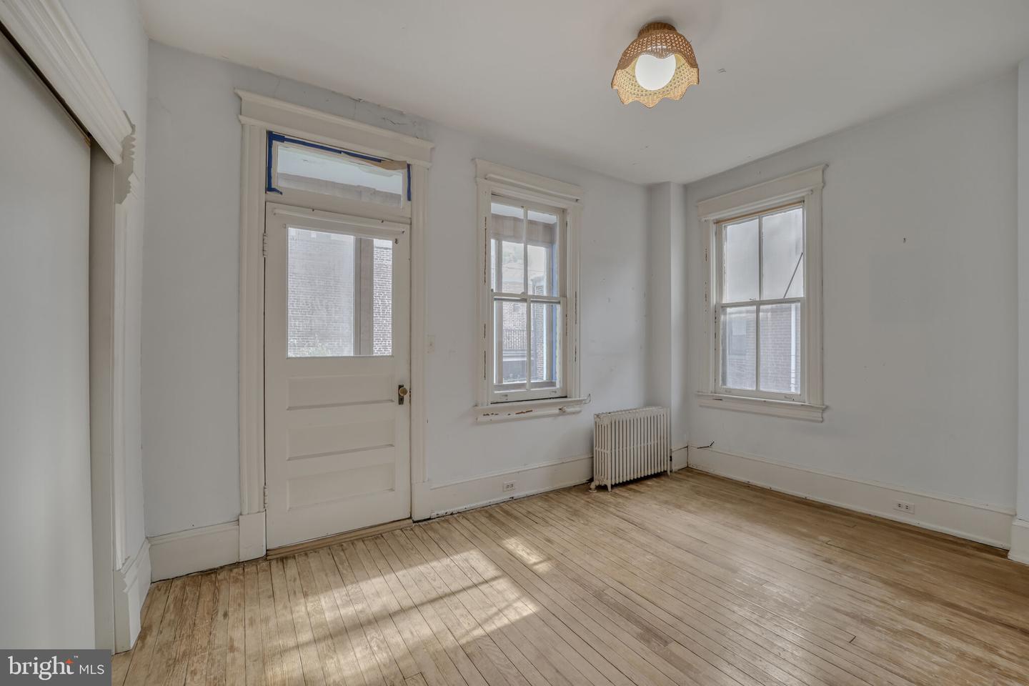 720 A ST SE, WASHINGTON, District Of Columbia 20003, 7 Bedrooms Bedrooms, ,4 BathroomsBathrooms,Residential,For sale,720 A ST SE,DCDC2199636 MLS # DCDC2199636