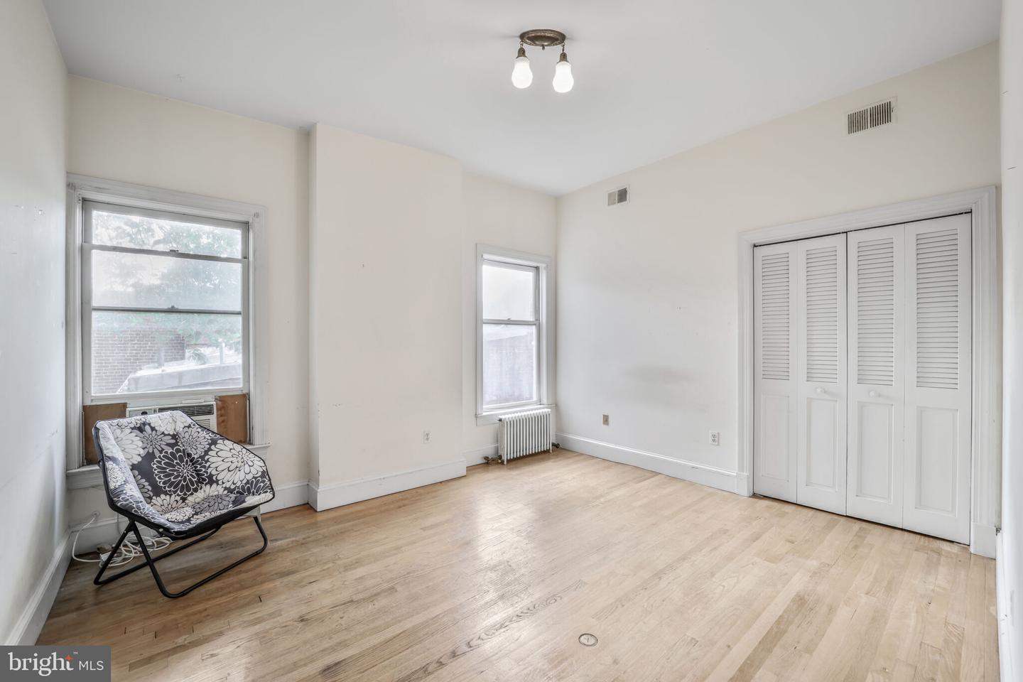 720 A ST SE, WASHINGTON, District Of Columbia 20003, 7 Bedrooms Bedrooms, ,4 BathroomsBathrooms,Residential,For sale,720 A ST SE,DCDC2199636 MLS # DCDC2199636