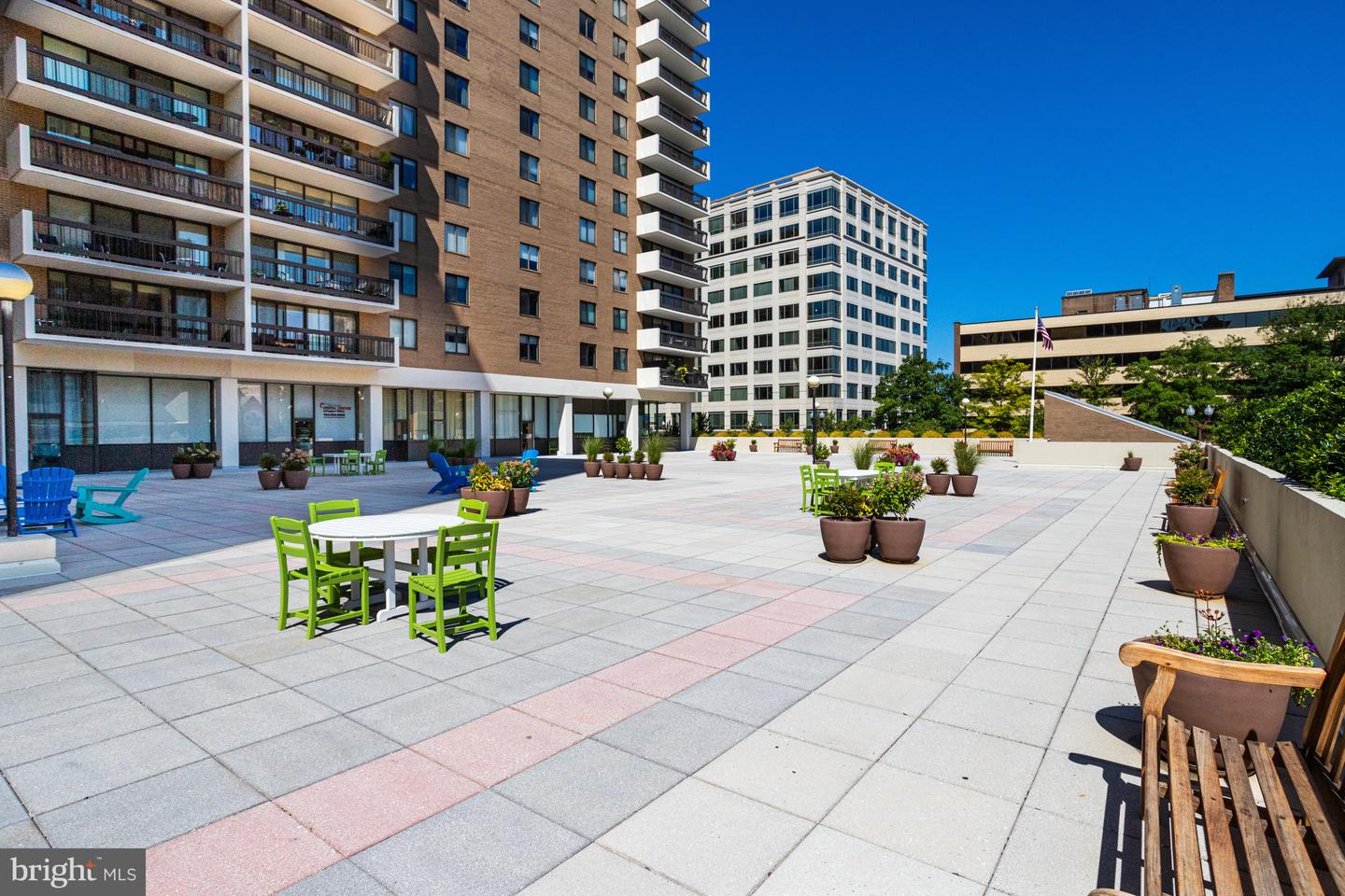 3800 FAIRFAX DR #1011, ARLINGTON, Virginia 22203, 2 Bedrooms Bedrooms, ,2 BathroomsBathrooms,Residential,For sale,3800 FAIRFAX DR #1011,VAAR2057234 MLS # VAAR2057234