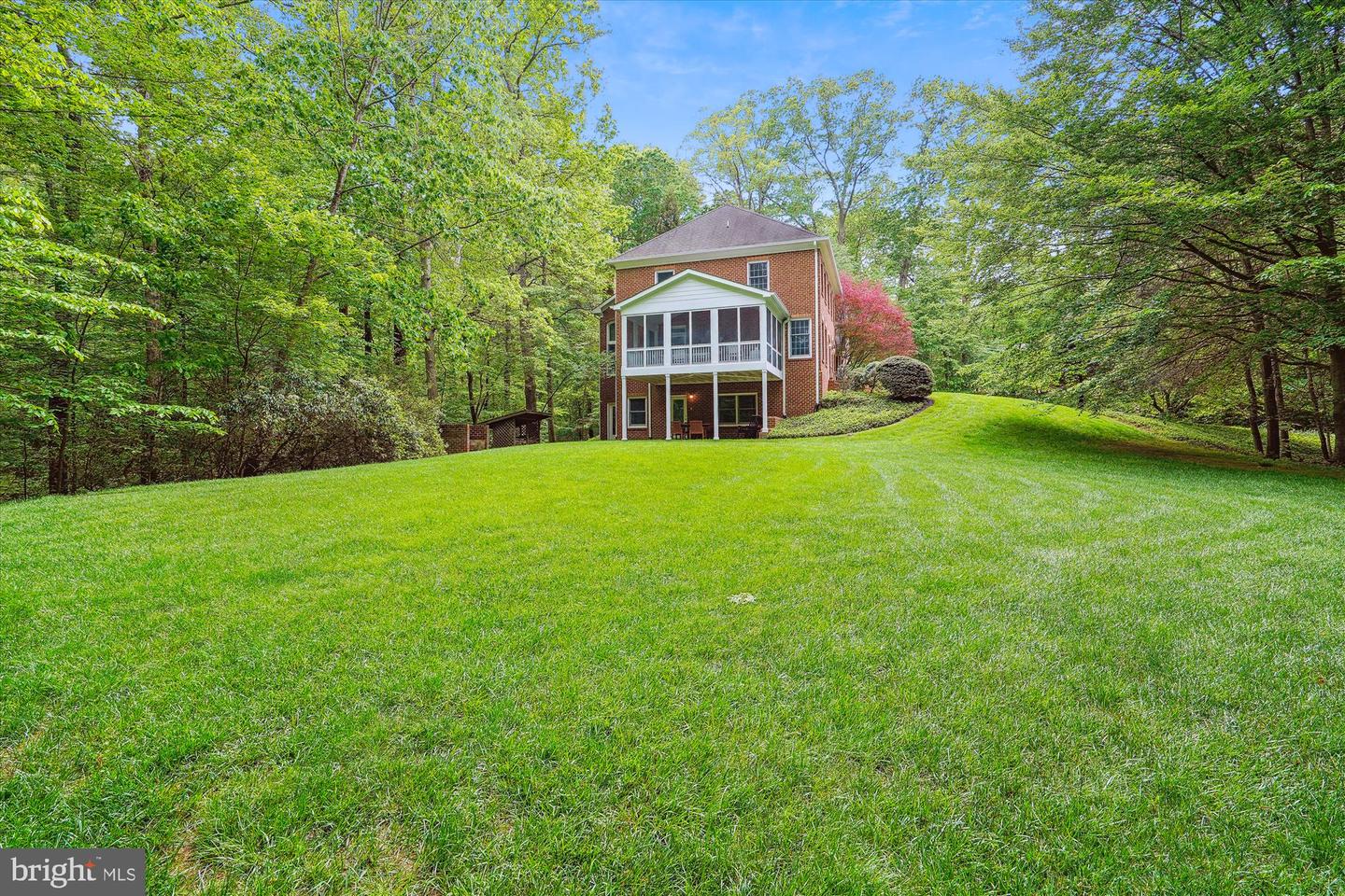 7517 LEES FARM RD, CLIFTON, Virginia 20124, 4 Bedrooms Bedrooms, ,3 BathroomsBathrooms,Residential,For sale,7517 LEES FARM RD,VAFX2239586 MLS # VAFX2239586