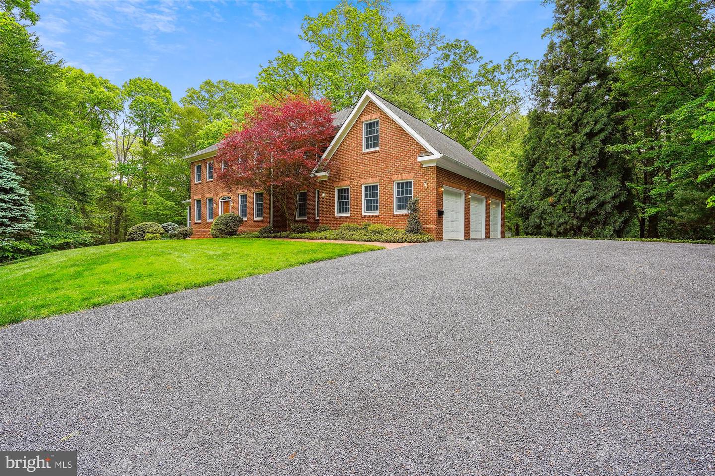 7517 LEES FARM RD, CLIFTON, Virginia 20124, 4 Bedrooms Bedrooms, ,3 BathroomsBathrooms,Residential,For sale,7517 LEES FARM RD,VAFX2239586 MLS # VAFX2239586