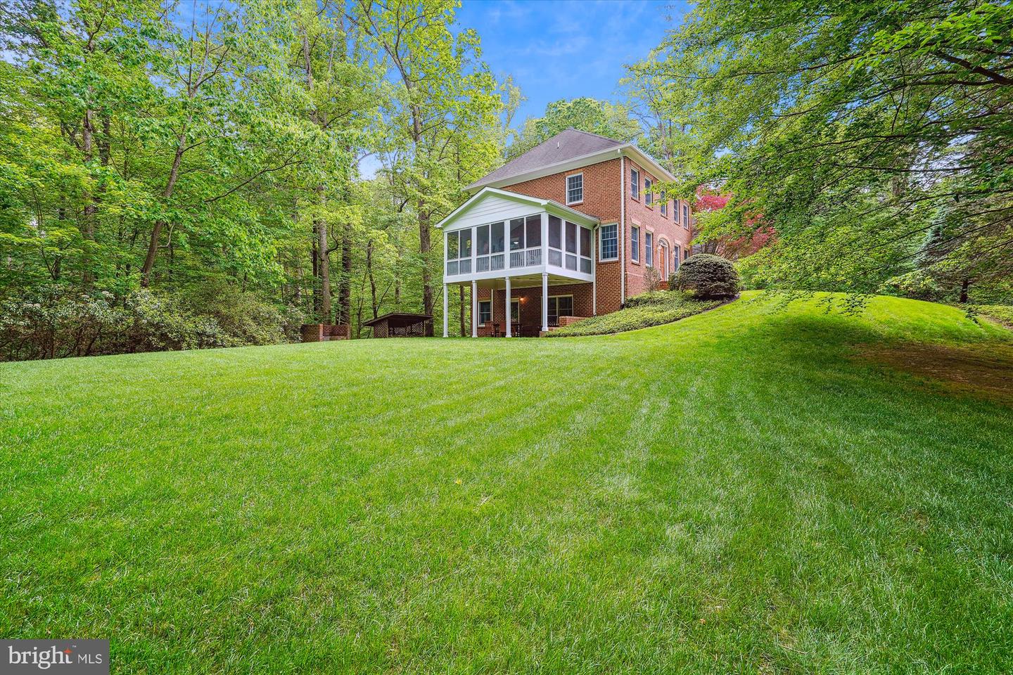 7517 LEES FARM RD, CLIFTON, Virginia 20124, 4 Bedrooms Bedrooms, ,3 BathroomsBathrooms,Residential,For sale,7517 LEES FARM RD,VAFX2239586 MLS # VAFX2239586