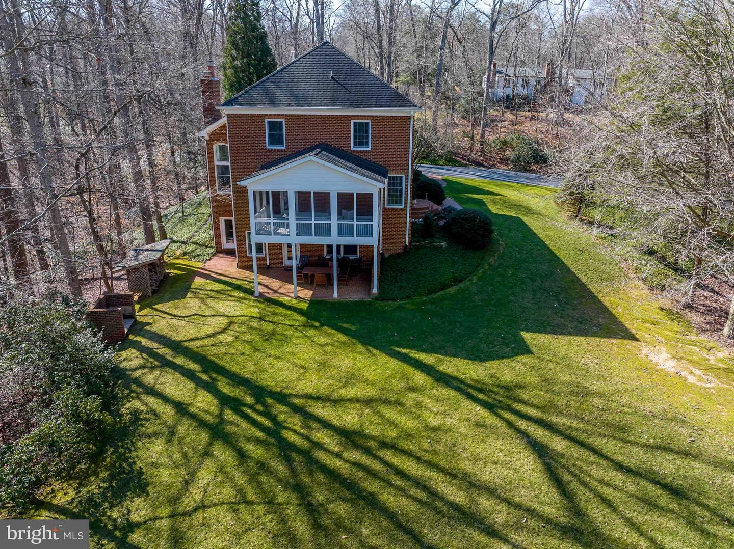 7517 LEES FARM RD, CLIFTON, Virginia 20124, 4 Bedrooms Bedrooms, ,3 BathroomsBathrooms,Residential,For sale,7517 LEES FARM RD,VAFX2239586 MLS # VAFX2239586