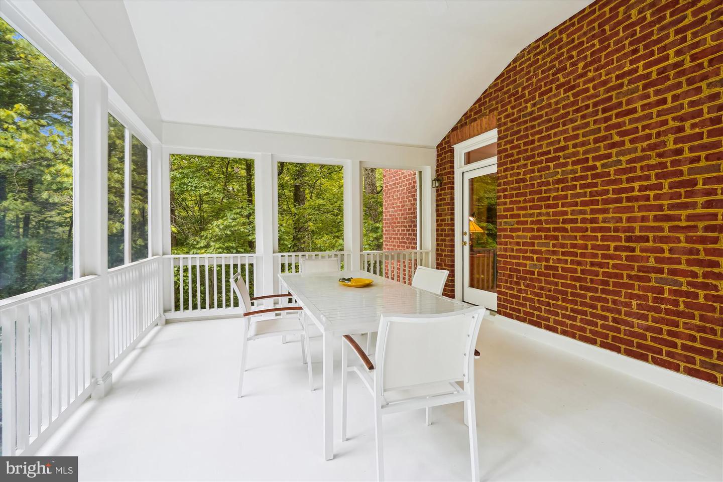 7517 LEES FARM RD, CLIFTON, Virginia 20124, 4 Bedrooms Bedrooms, ,3 BathroomsBathrooms,Residential,For sale,7517 LEES FARM RD,VAFX2239586 MLS # VAFX2239586
