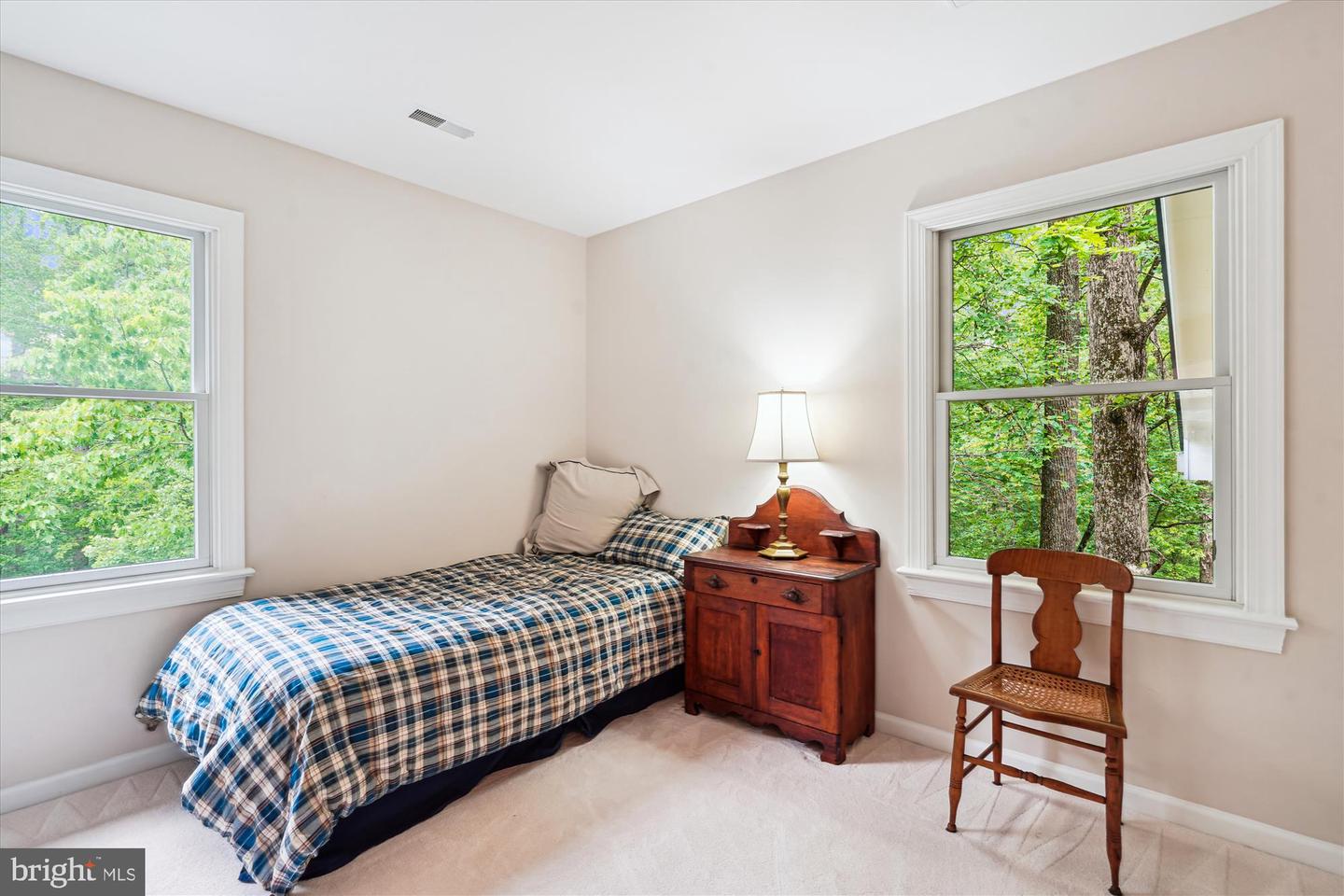 7517 LEES FARM RD, CLIFTON, Virginia 20124, 4 Bedrooms Bedrooms, ,3 BathroomsBathrooms,Residential,For sale,7517 LEES FARM RD,VAFX2239586 MLS # VAFX2239586