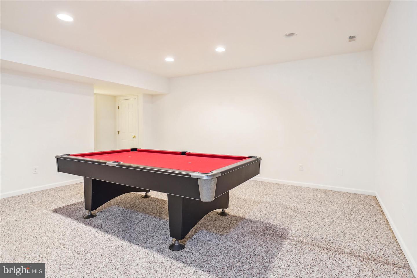 7517 LEES FARM RD, CLIFTON, Virginia 20124, 4 Bedrooms Bedrooms, ,3 BathroomsBathrooms,Residential,For sale,7517 LEES FARM RD,VAFX2239586 MLS # VAFX2239586