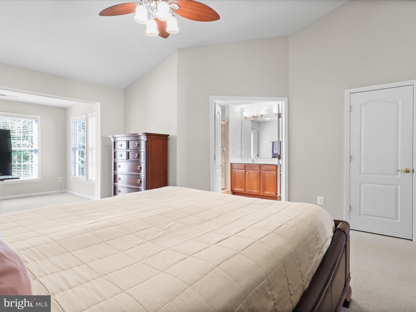 22090 AVONWORTH SQ, BROADLANDS, Virginia 20148, 4 Bedrooms Bedrooms, ,3 BathroomsBathrooms,Residential,For sale,22090 AVONWORTH SQ,VALO2096044 MLS # VALO2096044