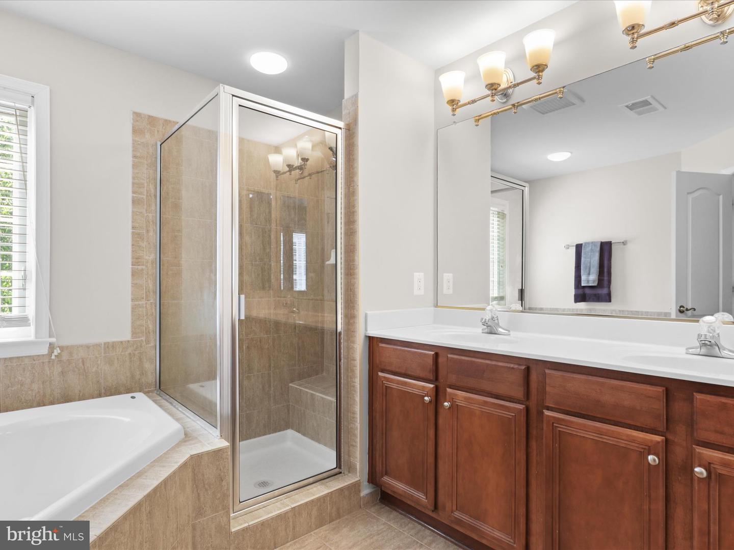 22090 AVONWORTH SQ, BROADLANDS, Virginia 20148, 4 Bedrooms Bedrooms, ,3 BathroomsBathrooms,Residential,For sale,22090 AVONWORTH SQ,VALO2096044 MLS # VALO2096044