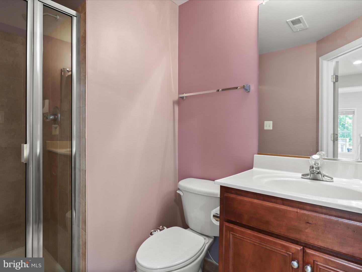 22090 AVONWORTH SQ, BROADLANDS, Virginia 20148, 4 Bedrooms Bedrooms, ,3 BathroomsBathrooms,Residential,For sale,22090 AVONWORTH SQ,VALO2096044 MLS # VALO2096044
