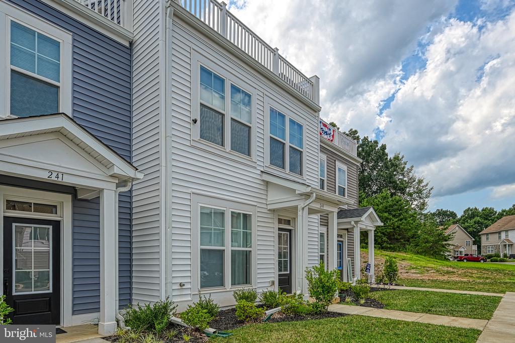 243 LAKE FRONT DRIVE, MINERAL, Virginia 23117, 3 Bedrooms Bedrooms, ,3 BathroomsBathrooms,Residential,243 LAKE FRONT DRIVE,VALA2007090 MLS # VALA2007090
