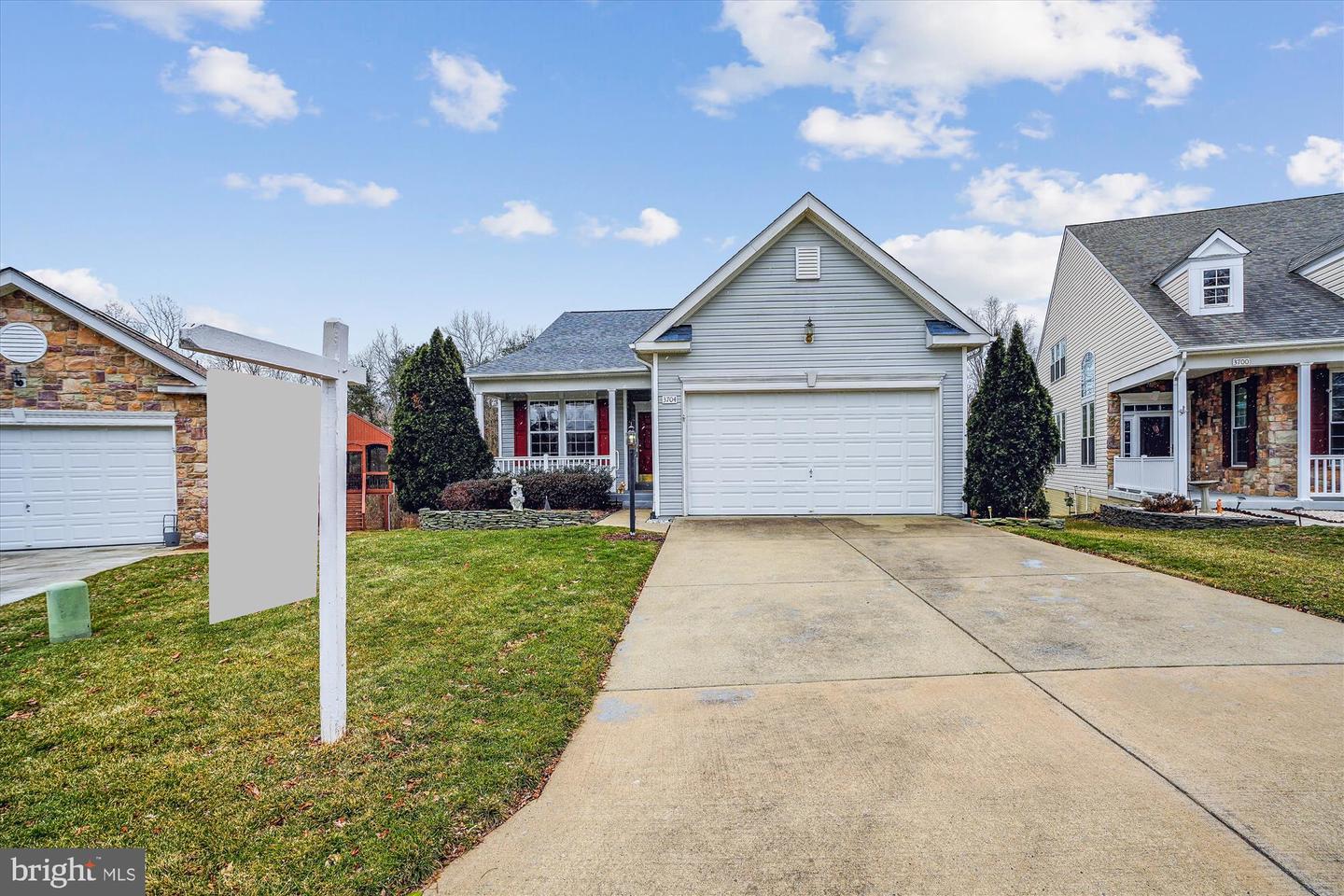 3704 CHAPMAN MILL TRL, DUMFRIES, Virginia 22025, 3 Bedrooms Bedrooms, ,2 BathroomsBathrooms,Residential,For sale,3704 CHAPMAN MILL TRL,VAPW2084934 MLS # VAPW2084934