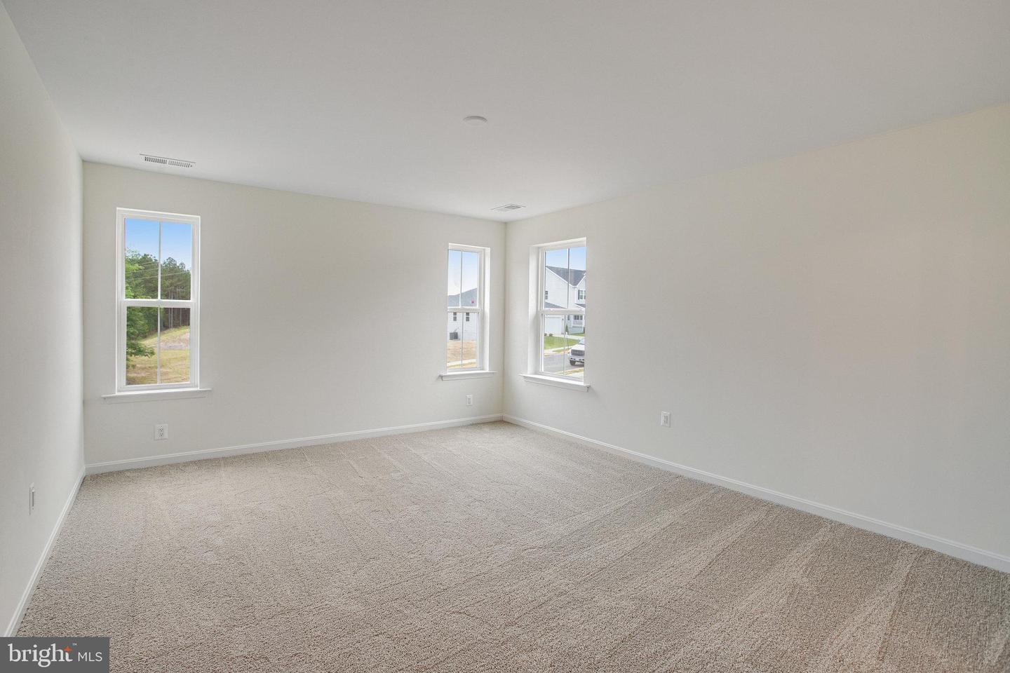 7107 BRAXTON CT, RUTHER GLEN, Virginia 22546, 5 Bedrooms Bedrooms, ,4 BathroomsBathrooms,Residential,For sale,7107 BRAXTON CT,VACV2007852 MLS # VACV2007852