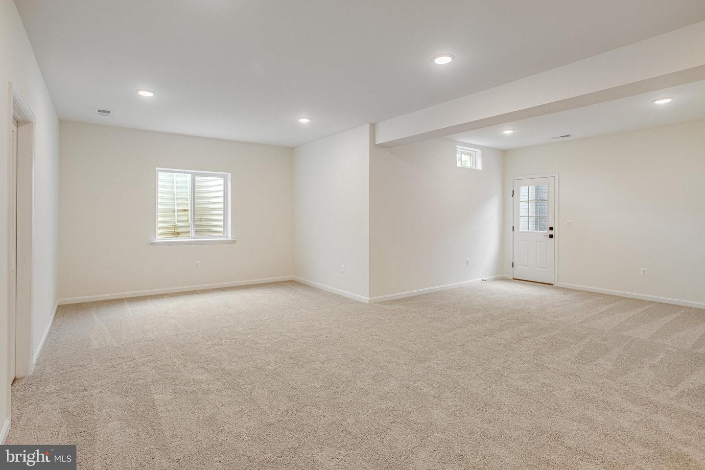 7107 BRAXTON CT, RUTHER GLEN, Virginia 22546, 5 Bedrooms Bedrooms, ,4 BathroomsBathrooms,Residential,For sale,7107 BRAXTON CT,VACV2007852 MLS # VACV2007852