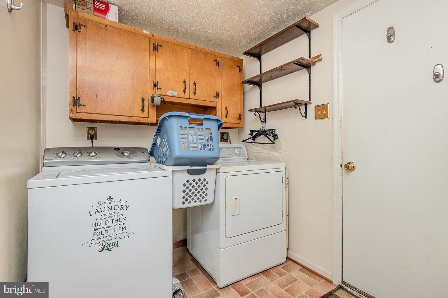 14452 ALPS DR, WOODBRIDGE, Virginia 22193, 5 Bedrooms Bedrooms, ,3 BathroomsBathrooms,Residential,For sale,14452 ALPS DR,VAPW2091510 MLS # VAPW2091510