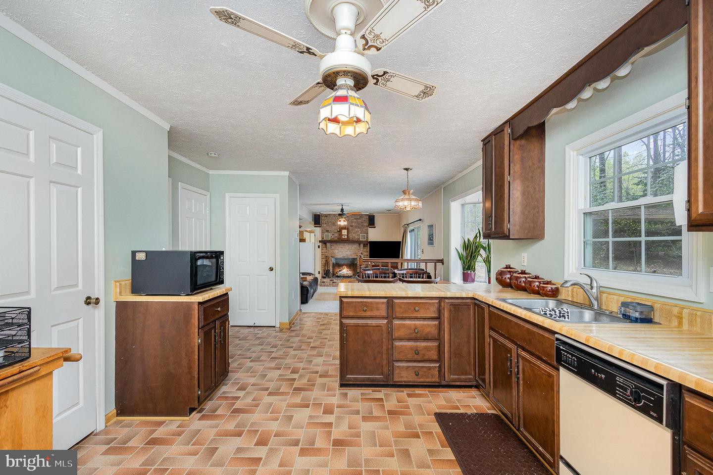 14452 ALPS DR, WOODBRIDGE, Virginia 22193, 5 Bedrooms Bedrooms, ,3 BathroomsBathrooms,Residential,For sale,14452 ALPS DR,VAPW2091510 MLS # VAPW2091510