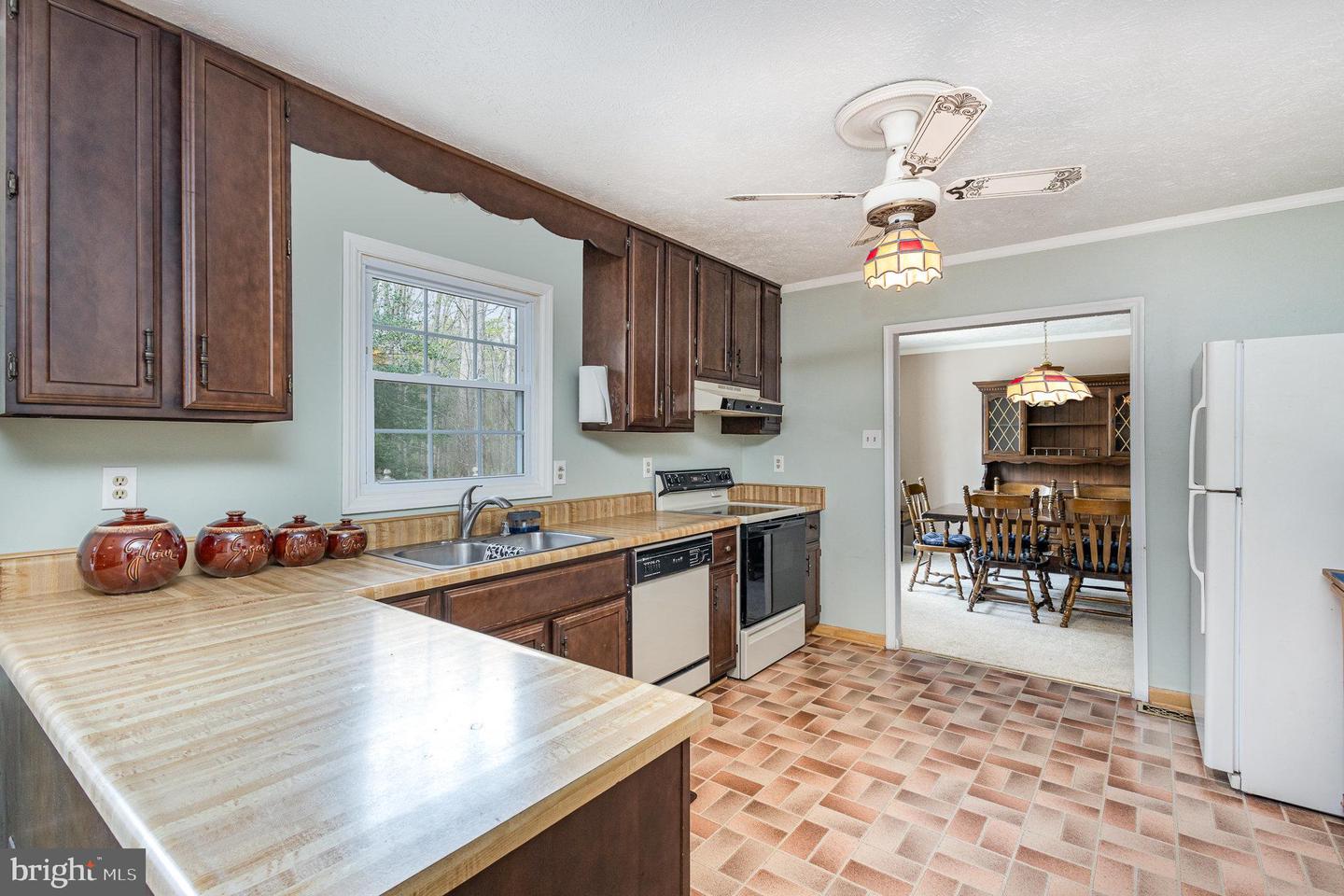 14452 ALPS DR, WOODBRIDGE, Virginia 22193, 5 Bedrooms Bedrooms, ,3 BathroomsBathrooms,Residential,For sale,14452 ALPS DR,VAPW2091510 MLS # VAPW2091510