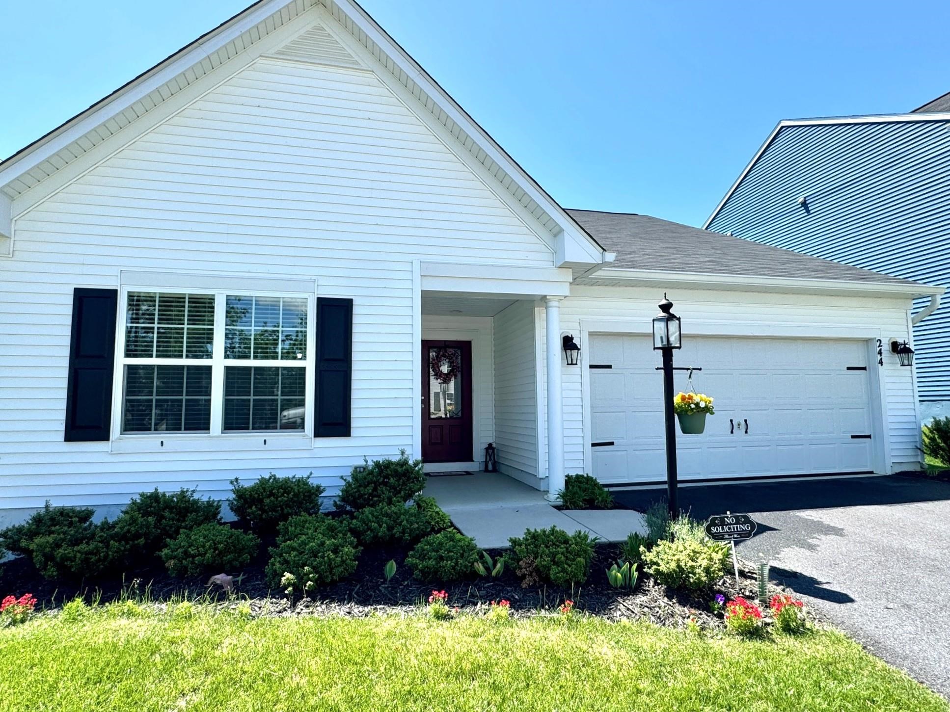 244 VINE ST, WAYNESBORO, Virginia 22980, 3 Bedrooms Bedrooms, ,2 BathroomsBathrooms,Residential,244 VINE ST,664688 MLS # 664688