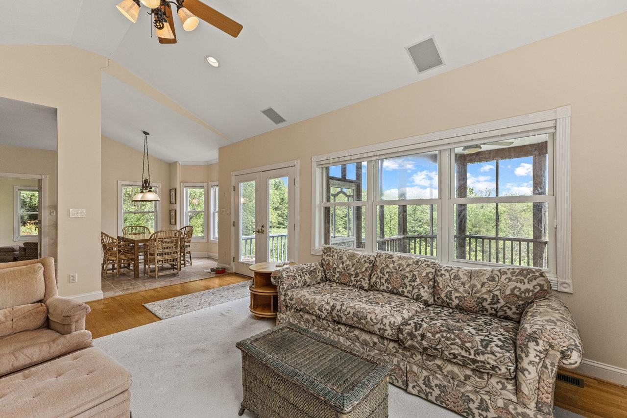 135 MEAGANS RUN RD, WOODSTOCK, Virginia 22664, 3 Bedrooms Bedrooms, ,3 BathroomsBathrooms,Residential,135 MEAGANS RUN RD,664689 MLS # 664689