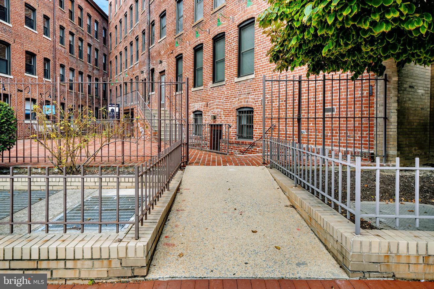 1930 18TH ST NW #B1, WASHINGTON, District Of Columbia 20009, 2 Bedrooms Bedrooms, ,2 BathroomsBathrooms,Residential,For sale,1930 18TH ST NW #B1,DCDC2193782 MLS # DCDC2193782