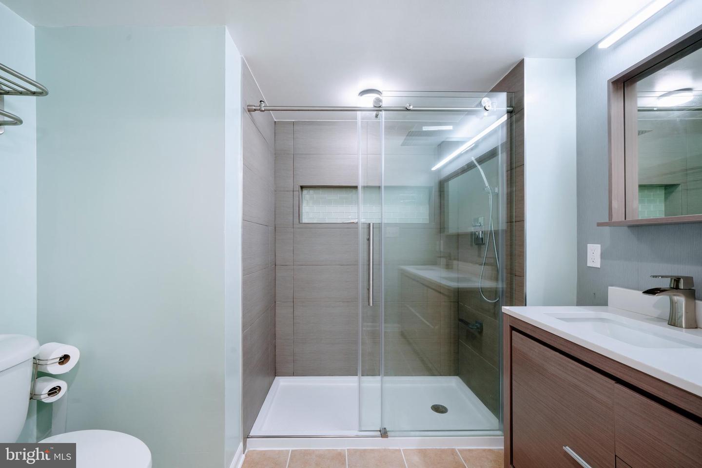 1930 18TH ST NW #B1, WASHINGTON, District Of Columbia 20009, 2 Bedrooms Bedrooms, ,2 BathroomsBathrooms,Residential,For sale,1930 18TH ST NW #B1,DCDC2193782 MLS # DCDC2193782