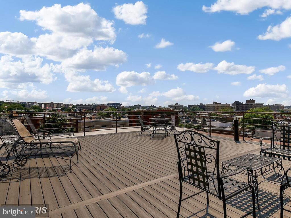 1930 18TH ST NW #B1, WASHINGTON, District Of Columbia 20009, 2 Bedrooms Bedrooms, ,2 BathroomsBathrooms,Residential,For sale,1930 18TH ST NW #B1,DCDC2193782 MLS # DCDC2193782