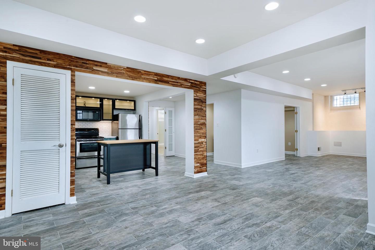 1930 18TH ST NW #B1, WASHINGTON, District Of Columbia 20009, 2 Bedrooms Bedrooms, ,2 BathroomsBathrooms,Residential,For sale,1930 18TH ST NW #B1,DCDC2193782 MLS # DCDC2193782
