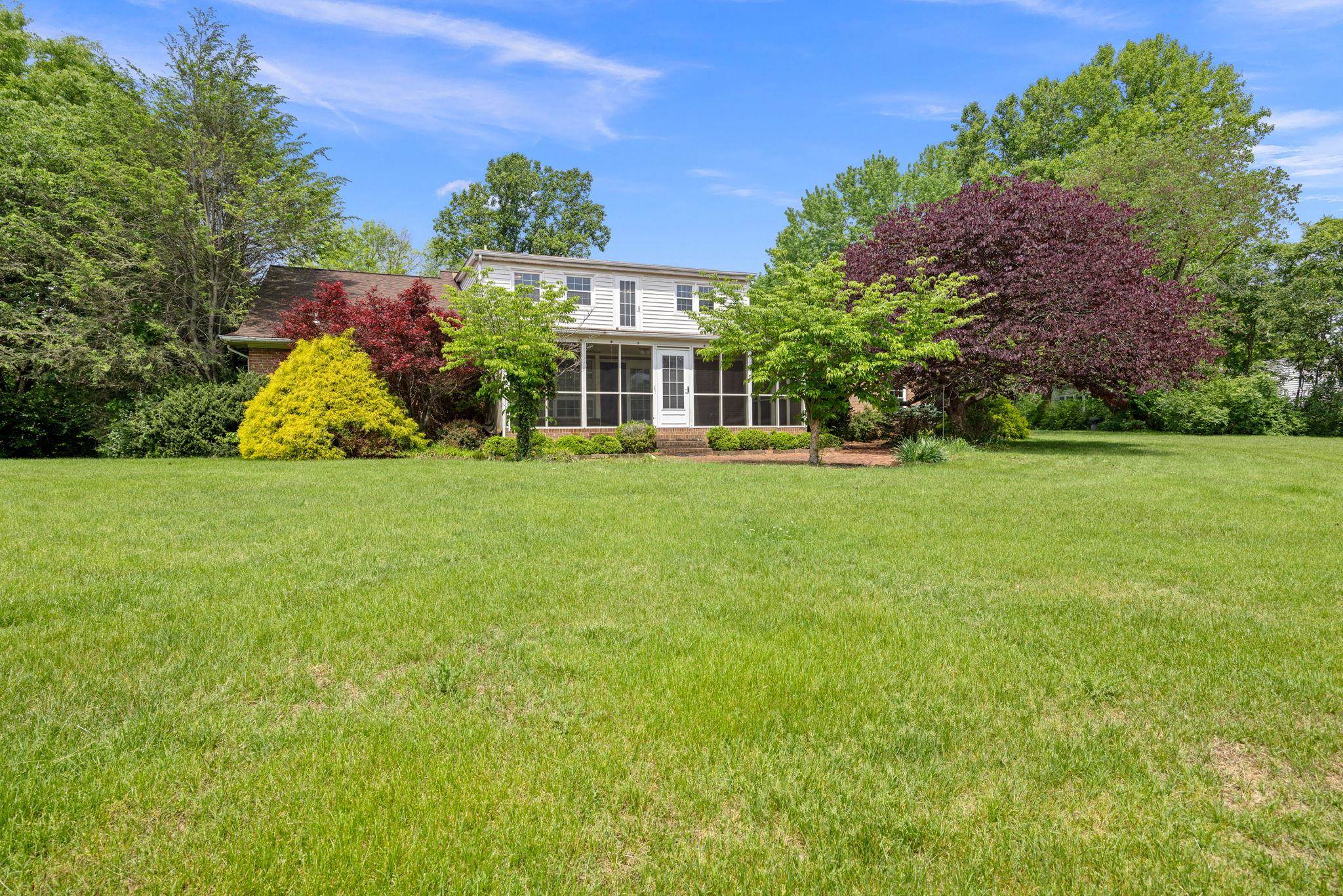 410 MONTICELLO AVE, HARRISONBURG, Virginia 22801, 5 Bedrooms Bedrooms, ,3 BathroomsBathrooms,Residential,410 MONTICELLO AVE,664696 MLS # 664696