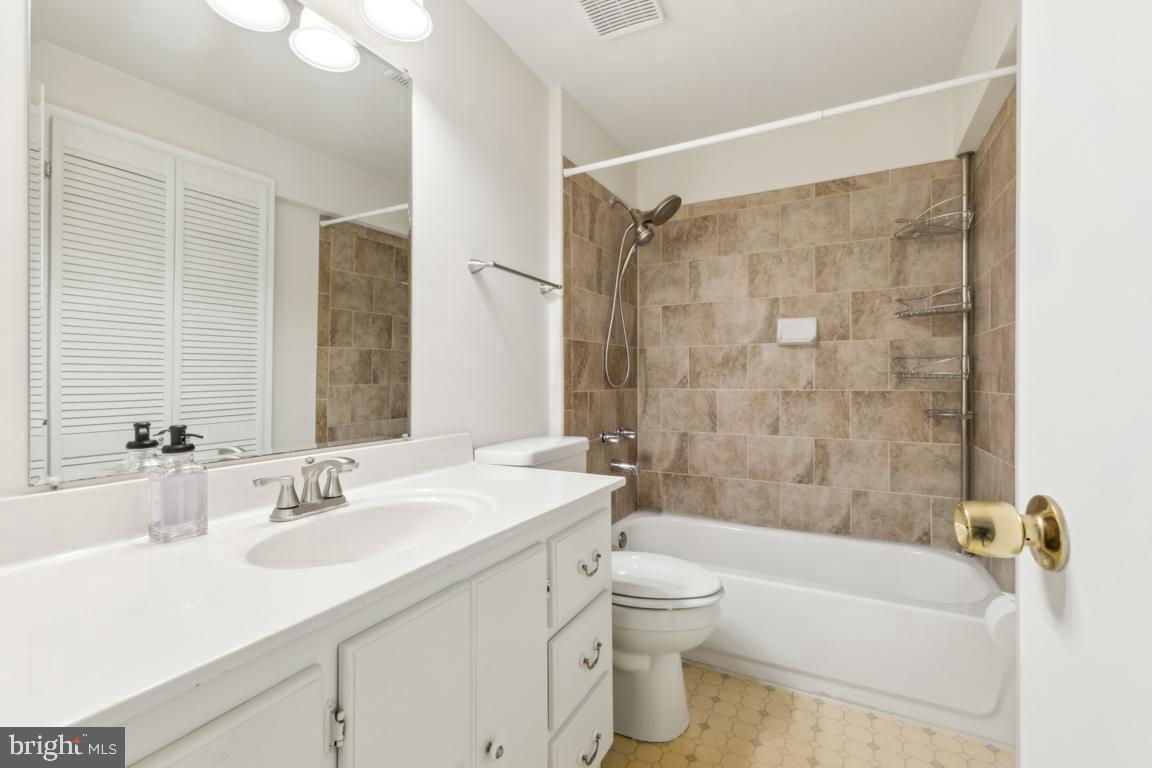 12320 RUNNING DEER RD, MANASSAS, Virginia 20112, 4 Bedrooms Bedrooms, ,3 BathroomsBathrooms,Residential,For sale,12320 RUNNING DEER RD,VAPW2092434 MLS # VAPW2092434