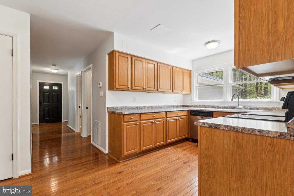 12320 RUNNING DEER RD, MANASSAS, Virginia 20112, 4 Bedrooms Bedrooms, ,3 BathroomsBathrooms,Residential,For sale,12320 RUNNING DEER RD,VAPW2092434 MLS # VAPW2092434