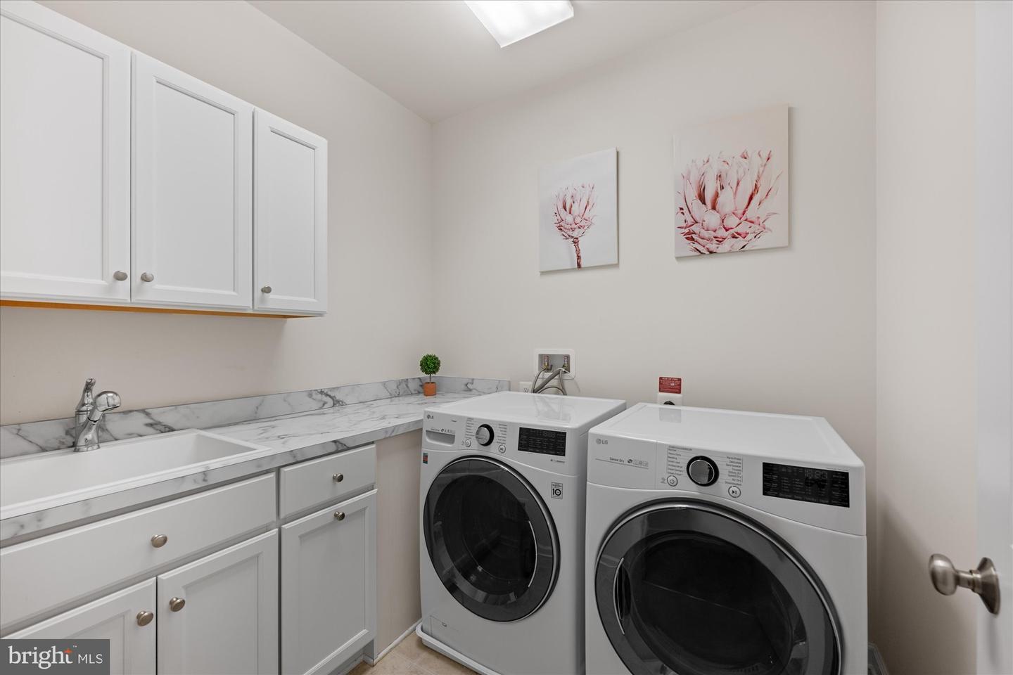 20305 SAVIN HILL DR, ASHBURN, Virginia 20147, 4 Bedrooms Bedrooms, ,3 BathroomsBathrooms,Residential,For sale,20305 SAVIN HILL DR,VALO2094810 MLS # VALO2094810