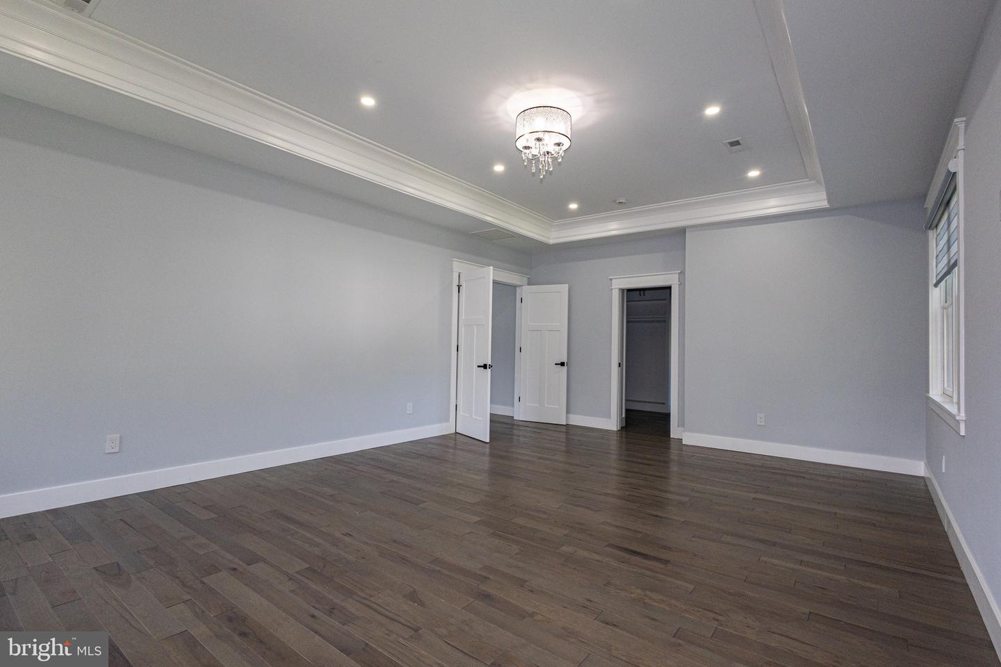403 YEONAS DR SW, VIENNA, Virginia 22180, 6 Bedrooms Bedrooms, ,5 BathroomsBathrooms,Residential,For sale,403 YEONAS DR SW,VAFX2237070 MLS # VAFX2237070