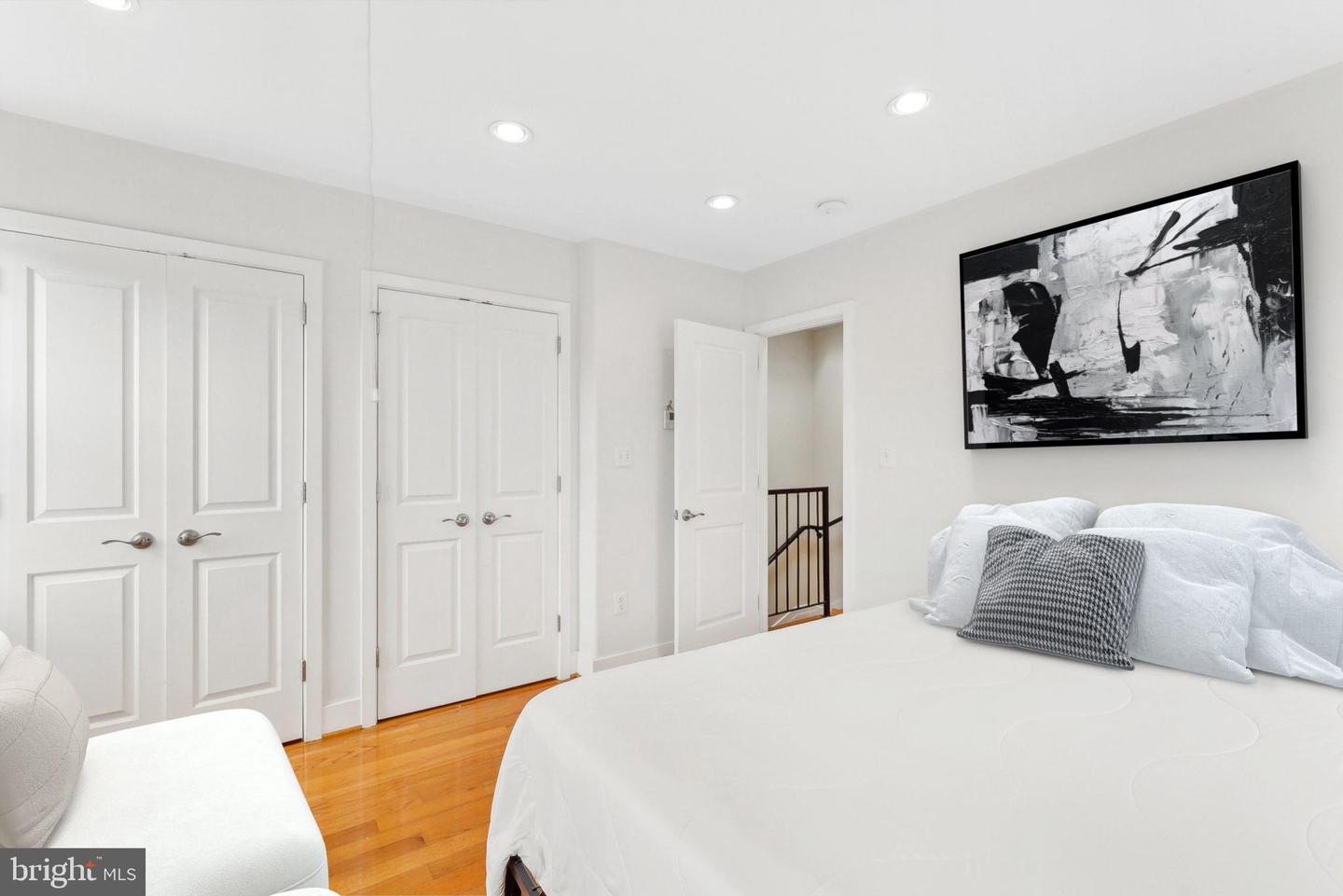 1740 H ST NE, WASHINGTON, District Of Columbia 20002, 2 Bedrooms Bedrooms, ,2 BathroomsBathrooms,Residential,For sale,1740 H ST NE,DCDC2198216 MLS # DCDC2198216