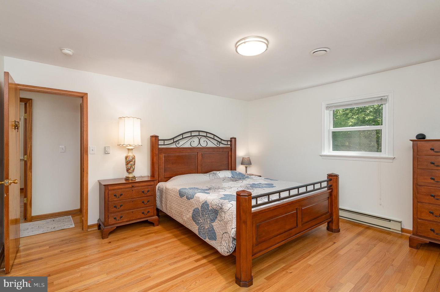 344 LEELAND RD, FREDERICKSBURG, Virginia 22405, 3 Bedrooms Bedrooms, 13 Rooms Rooms,3 BathroomsBathrooms,Residential,For sale,344 LEELAND RD,VAST2038500 MLS # VAST2038500