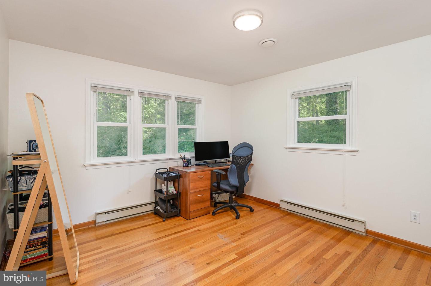 344 LEELAND RD, FREDERICKSBURG, Virginia 22405, 3 Bedrooms Bedrooms, 13 Rooms Rooms,3 BathroomsBathrooms,Residential,For sale,344 LEELAND RD,VAST2038500 MLS # VAST2038500