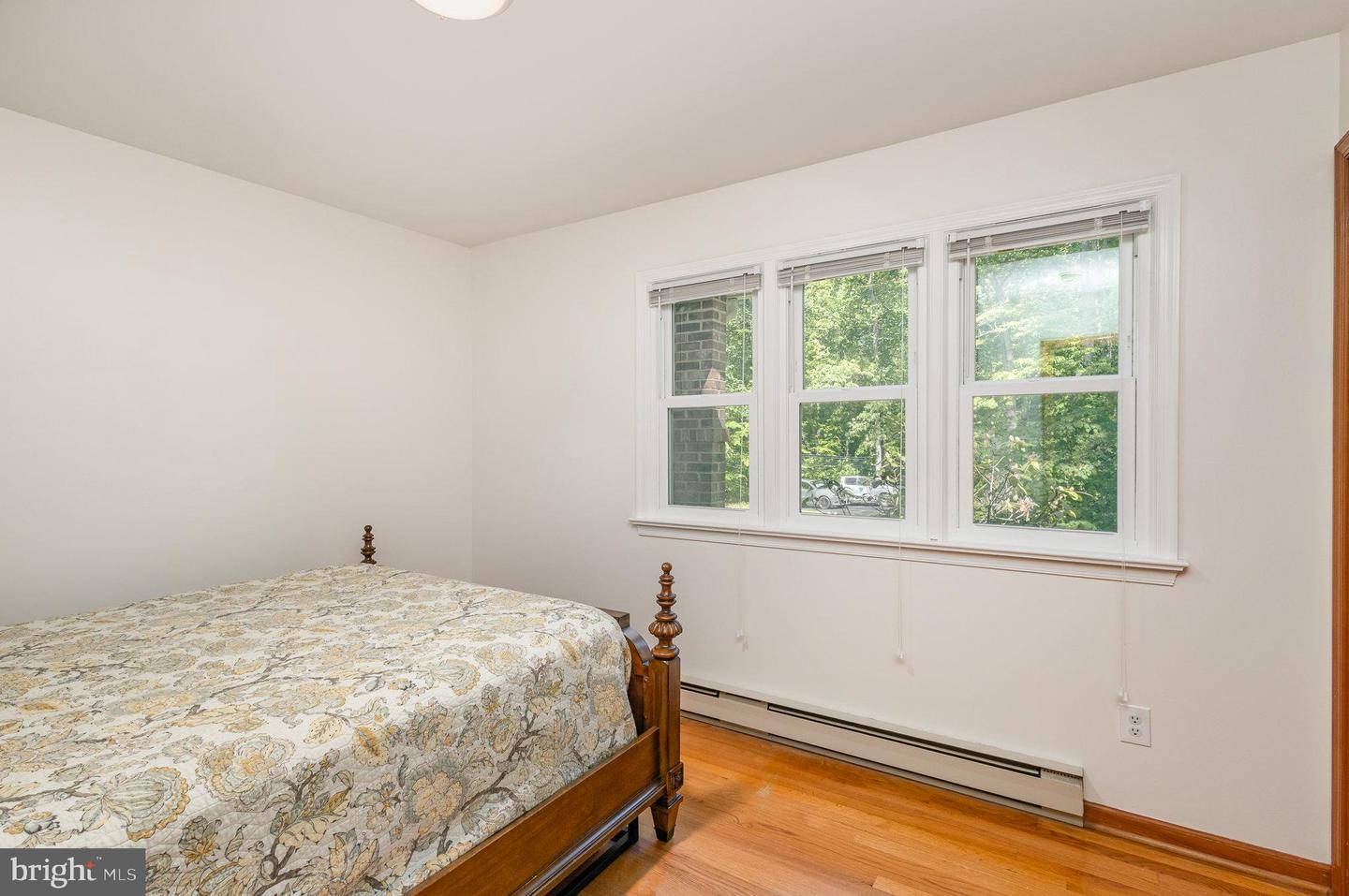 344 LEELAND RD, FREDERICKSBURG, Virginia 22405, 3 Bedrooms Bedrooms, 13 Rooms Rooms,3 BathroomsBathrooms,Residential,For sale,344 LEELAND RD,VAST2038500 MLS # VAST2038500