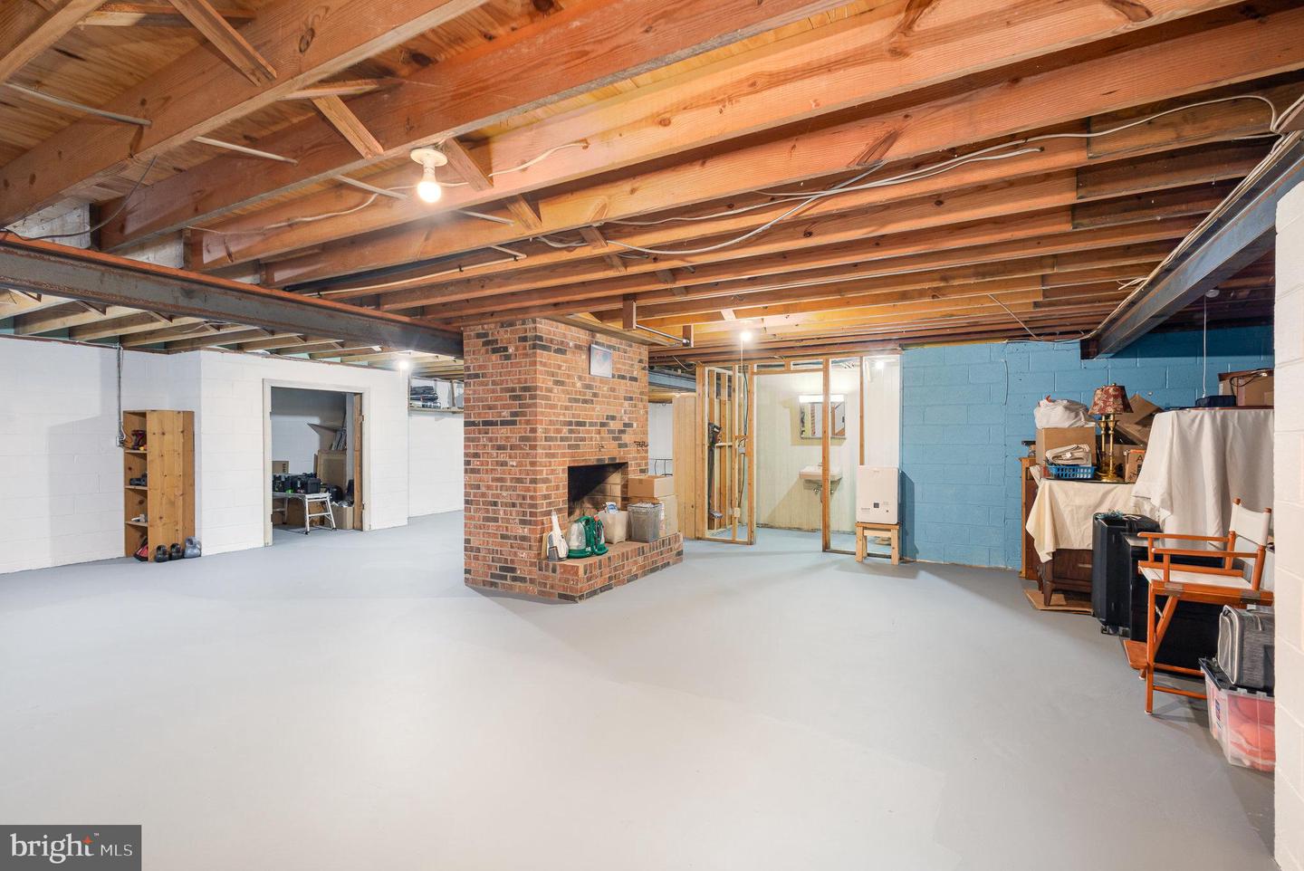344 LEELAND RD, FREDERICKSBURG, Virginia 22405, 3 Bedrooms Bedrooms, 13 Rooms Rooms,3 BathroomsBathrooms,Residential,For sale,344 LEELAND RD,VAST2038500 MLS # VAST2038500