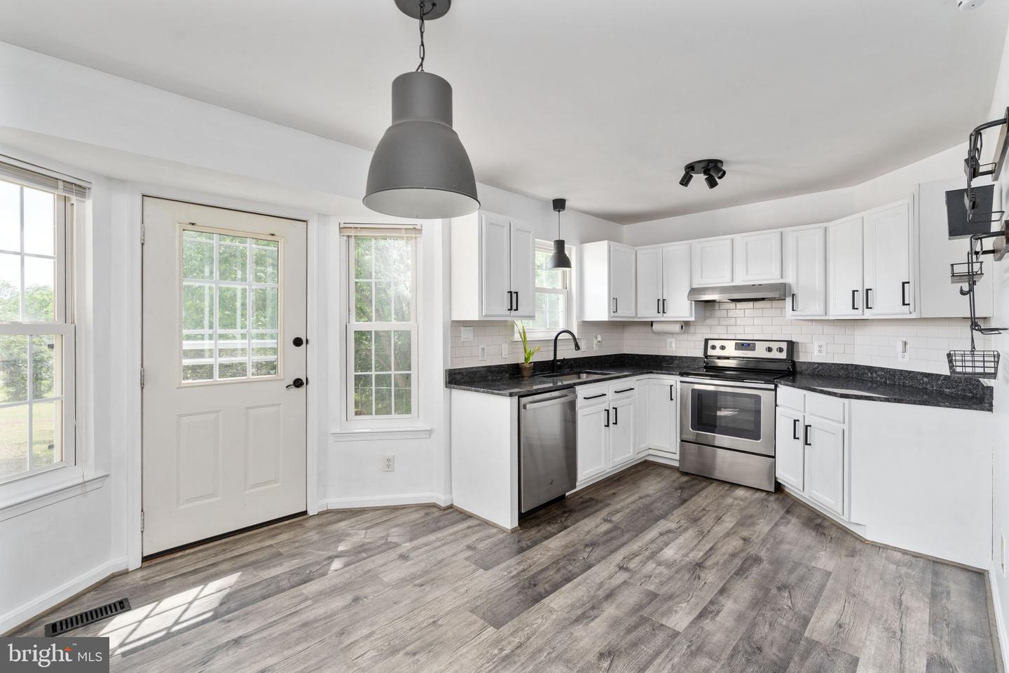3340 MINE RD, FREDERICKSBURG, Virginia 22408, 3 Bedrooms Bedrooms, ,2 BathroomsBathrooms,Residential,For sale,3340 MINE RD,VASP2032808 MLS # VASP2032808