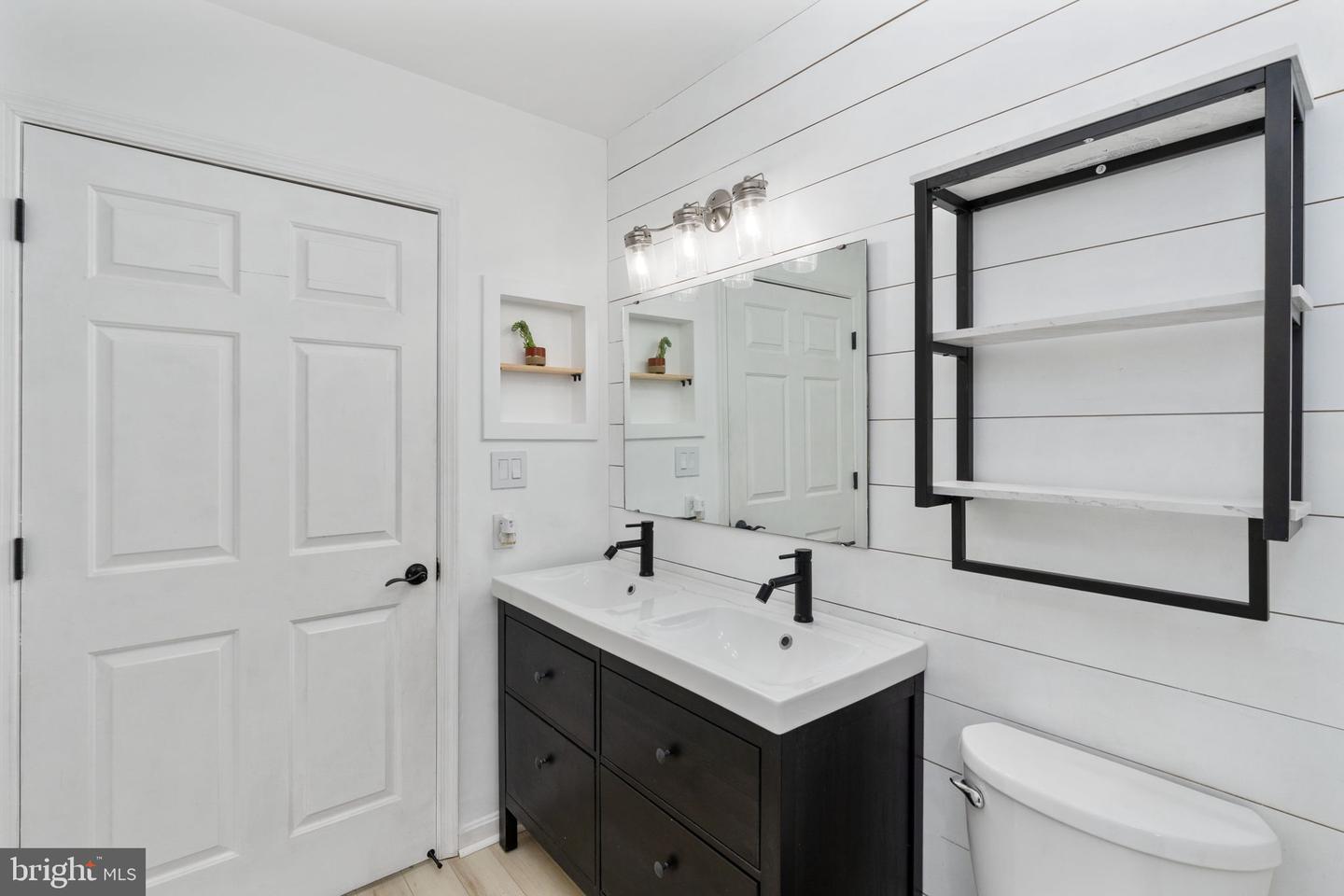 3340 MINE RD, FREDERICKSBURG, Virginia 22408, 3 Bedrooms Bedrooms, ,2 BathroomsBathrooms,Residential,For sale,3340 MINE RD,VASP2032808 MLS # VASP2032808