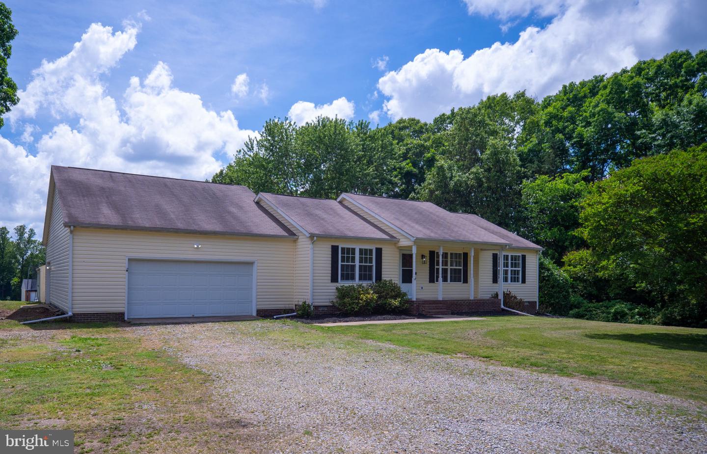 3340 MINE RD, FREDERICKSBURG, Virginia 22408, 3 Bedrooms Bedrooms, ,2 BathroomsBathrooms,Residential,For sale,3340 MINE RD,VASP2032808 MLS # VASP2032808